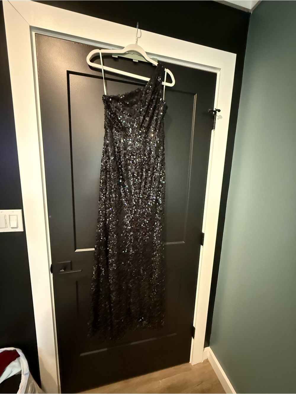 Lulu's Black One-Shoulder Sequin Evening Gown
